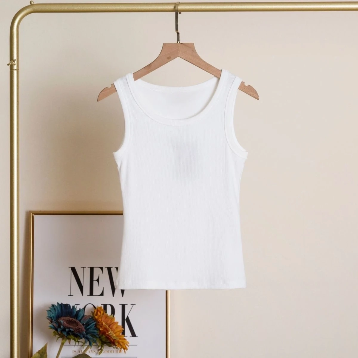 เสื้อกล้ามลายริบบิ้นพร้อมลายกร - Tank Top Ribbed บทวิจารณ์และราคา